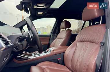 Внедорожник / Кроссовер BMW X7 2023 в Киеве