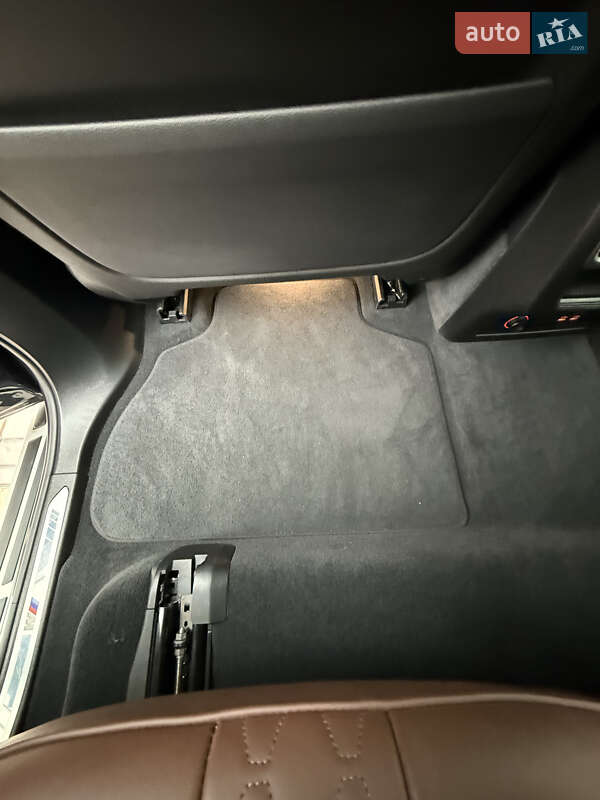 Внедорожник / Кроссовер BMW X7 2020 в Киеве фото 26 Внедорожник / Кроссовер BMW X7 2020 в Киеве