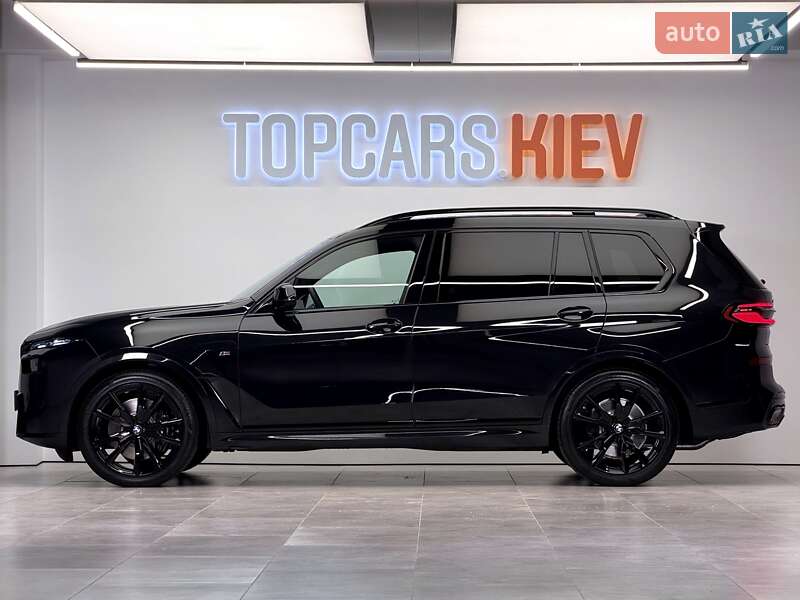 Внедорожник / Кроссовер BMW X7 2025 в Киеве