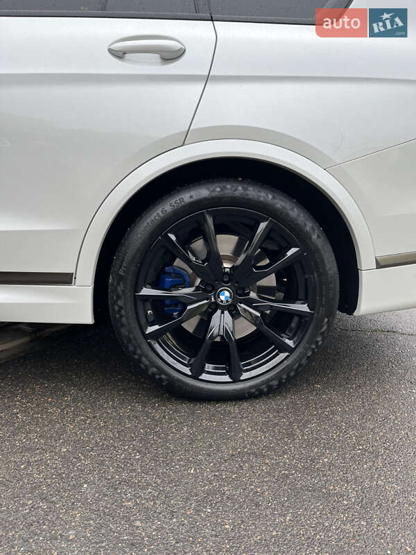 Внедорожник / Кроссовер BMW X7 2020 в Одессе