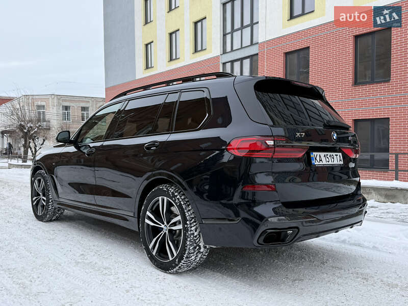 Внедорожник / Кроссовер BMW X7 2020 в Умани