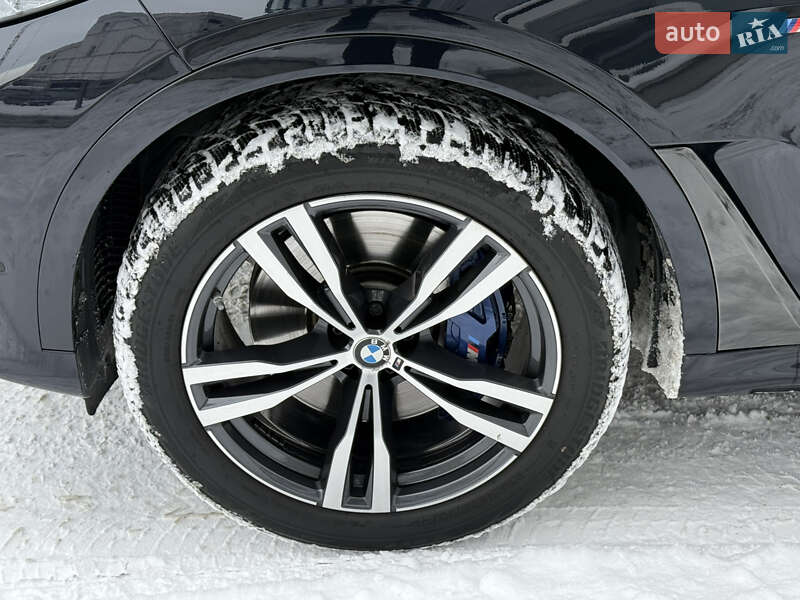 Внедорожник / Кроссовер BMW X7 2020 в Умани