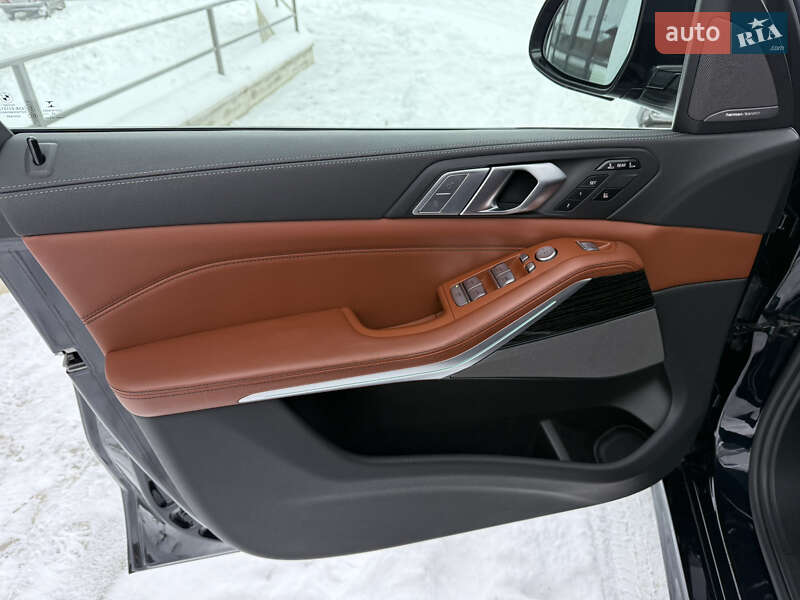 Внедорожник / Кроссовер BMW X7 2020 в Умани