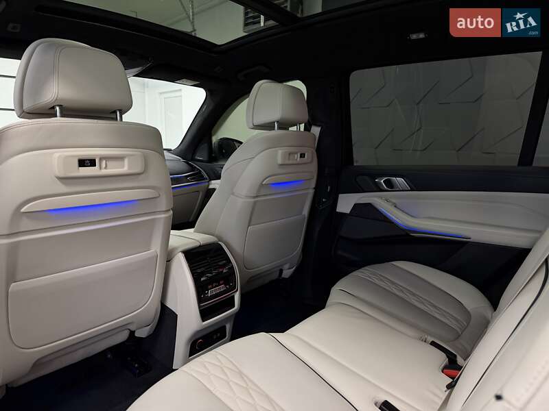 Позашляховик / Кросовер BMW X7 2021 в Тернополі фото 51 Позашляховик / Кросовер BMW X7 2021 в Тернополі