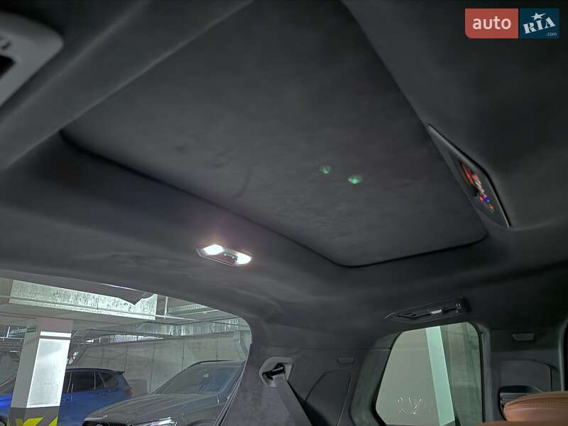 Позашляховик / Кросовер BMW X7 2019 в Дніпрі