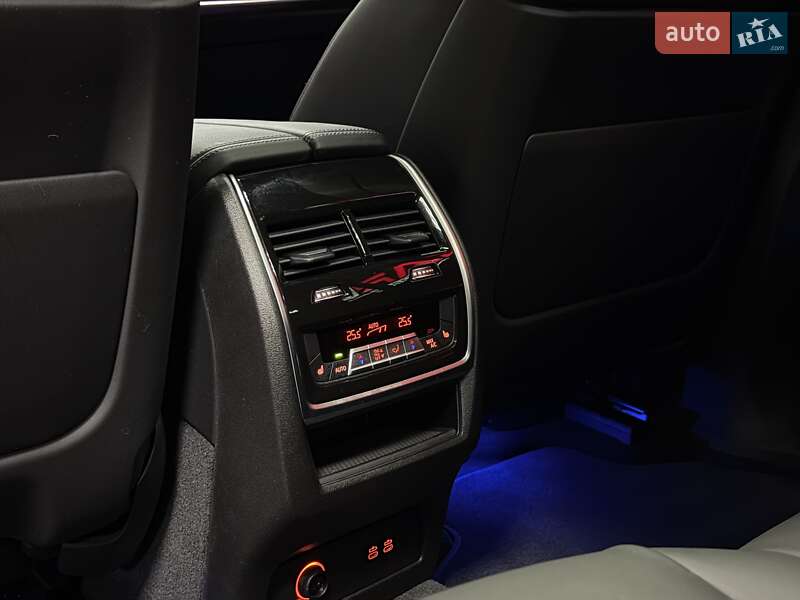 Внедорожник / Кроссовер BMW X7 2024 в Тернополе