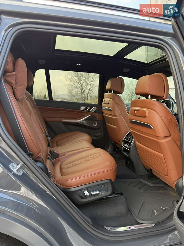Внедорожник / Кроссовер BMW X7 2023 в Киеве фото 25 Внедорожник / Кроссовер BMW X7 2023 в Киеве