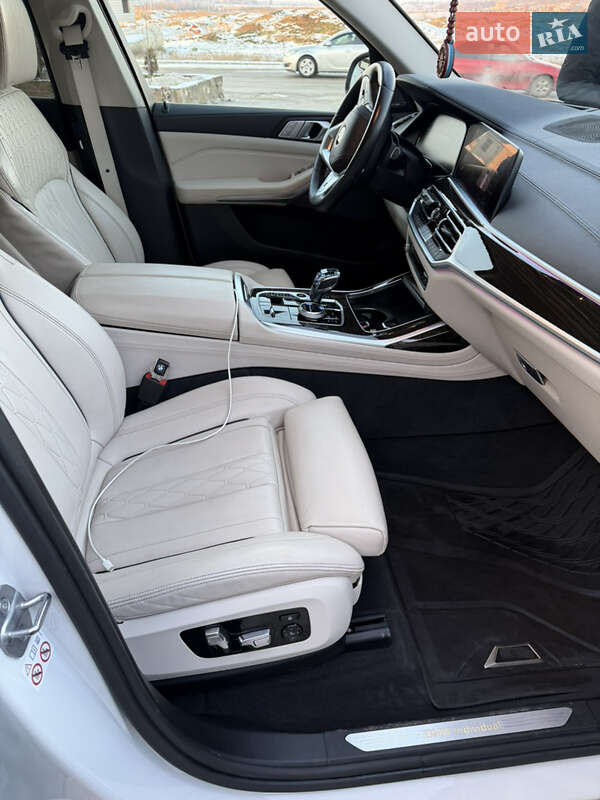 Внедорожник / Кроссовер BMW X7 2019 в Татарбунарах