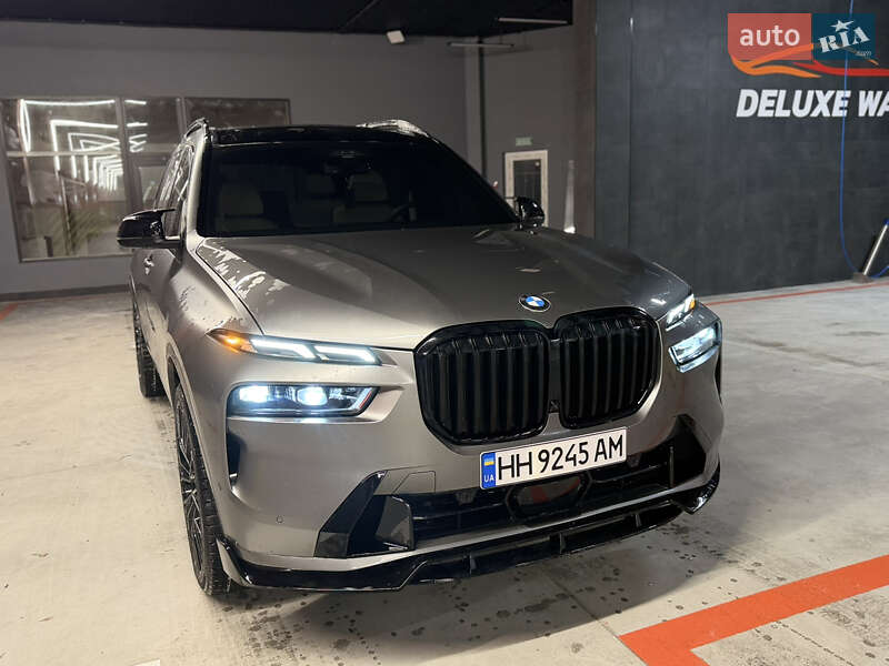 Внедорожник / Кроссовер BMW X7 2023 в Одессе