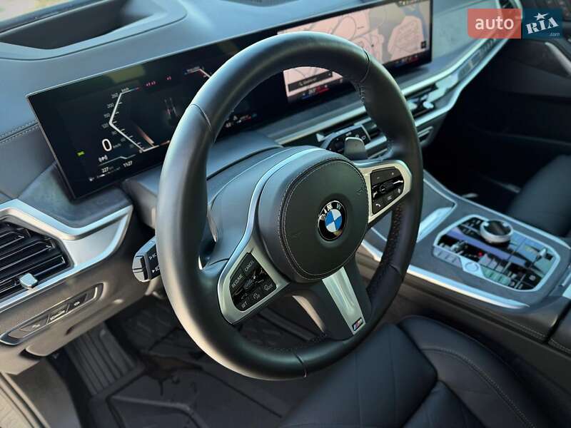 Внедорожник / Кроссовер BMW X7 2024 в Киеве
