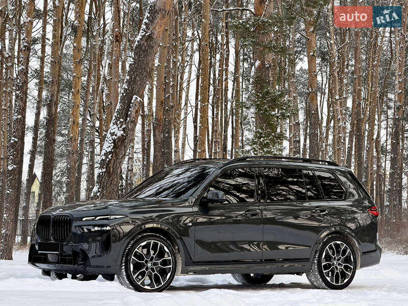 Внедорожник / Кроссовер BMW X7 2024 в Житомире