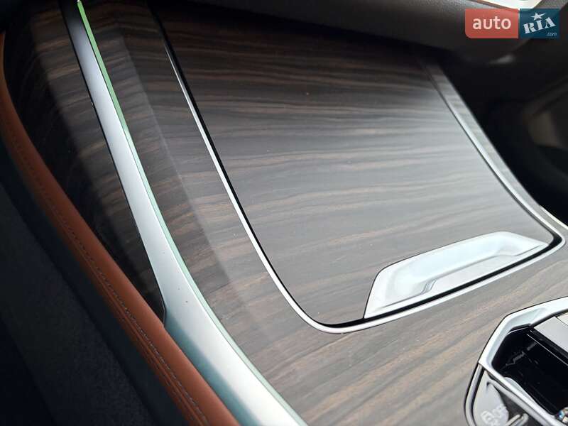Внедорожник / Кроссовер BMW X7 2023 в Киеве фото 115 Внедорожник / Кроссовер BMW X7 2023 в Киеве