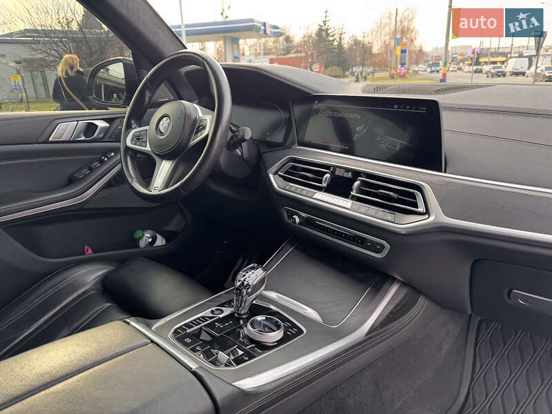 Внедорожник / Кроссовер BMW X7 2020 в Харькове