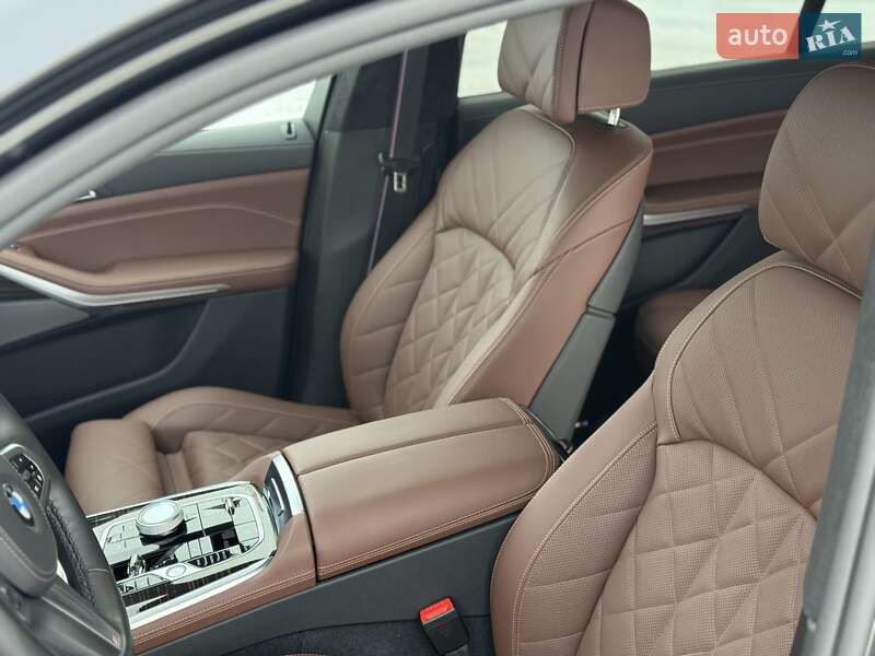 Внедорожник / Кроссовер BMW X7 2025 в Львове