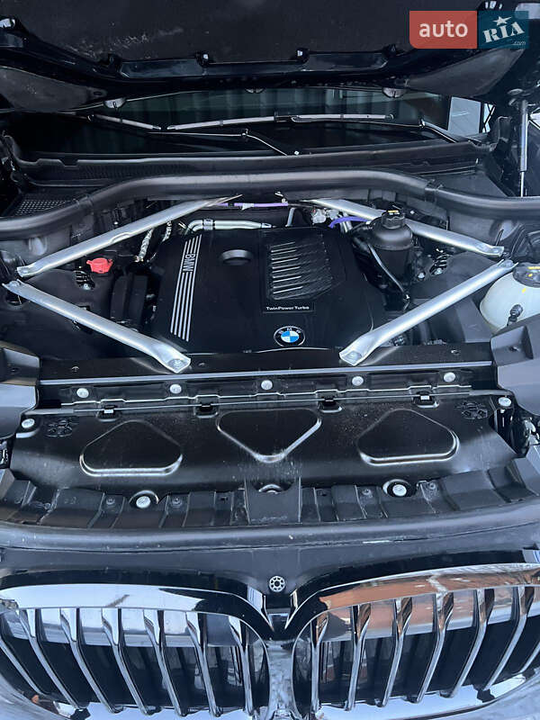 Внедорожник / Кроссовер BMW X7 2022 в Киеве