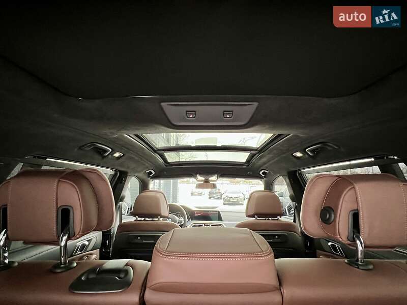 Внедорожник / Кроссовер BMW X7 2022 в Киеве