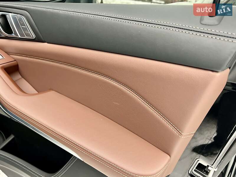 Внедорожник / Кроссовер BMW X7 2022 в Киеве