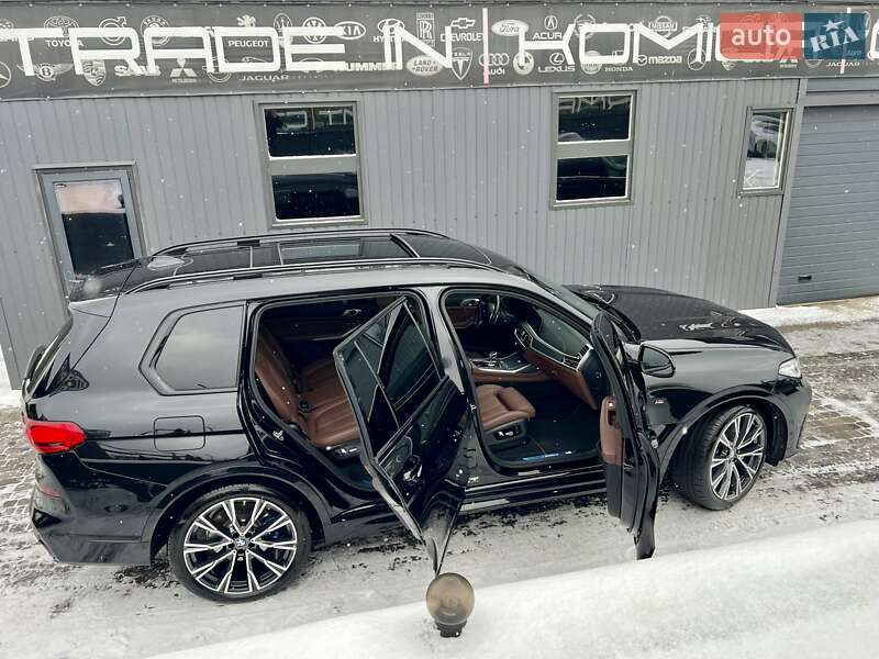 Внедорожник / Кроссовер BMW X7 2022 в Киеве