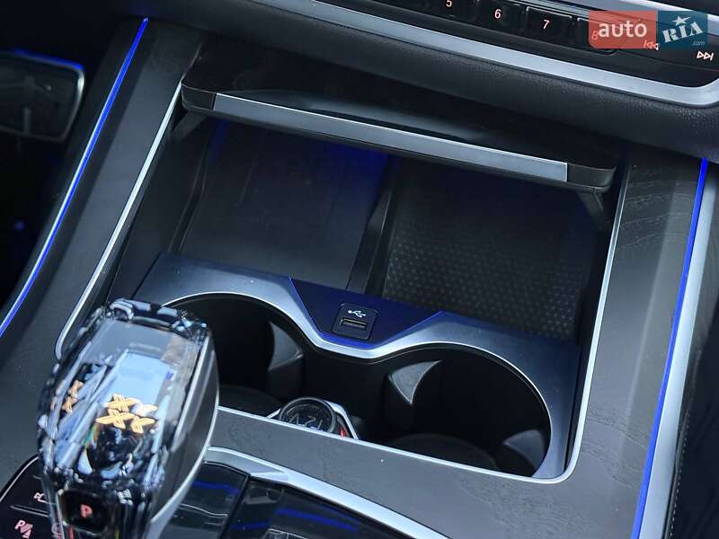 Внедорожник / Кроссовер BMW X7 2022 в Хмельницком
