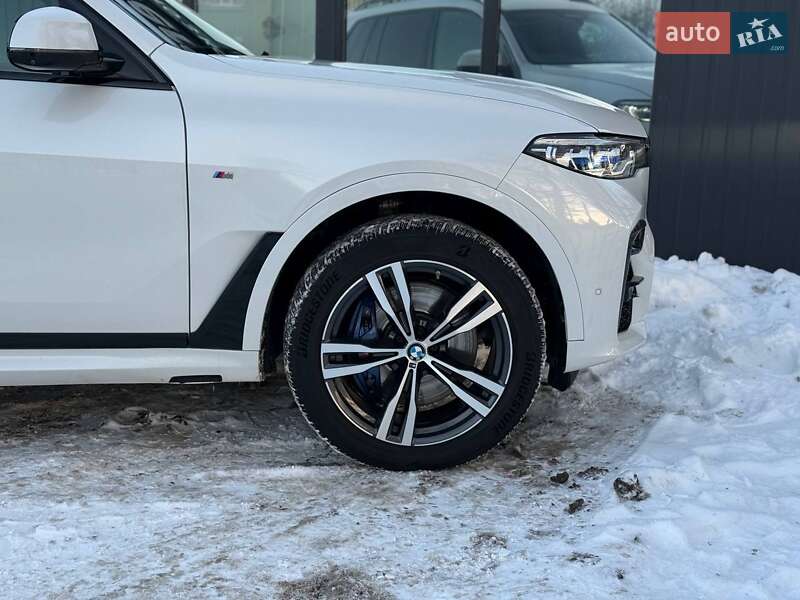 Внедорожник / Кроссовер BMW X7 2022 в Хмельницком