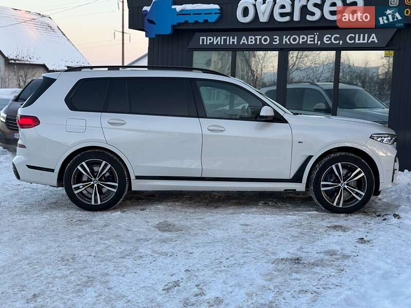 Внедорожник / Кроссовер BMW X7 2022 в Хмельницком