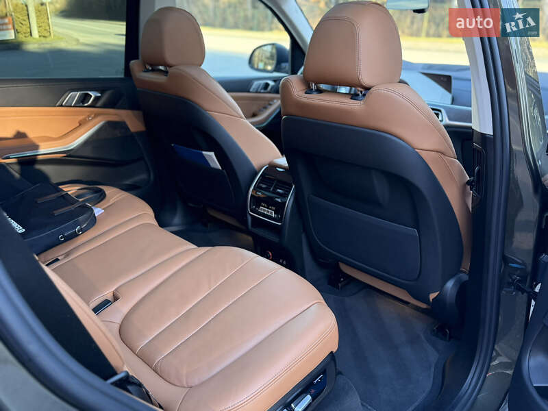 Внедорожник / Кроссовер BMW X7 2022 в Трускавце