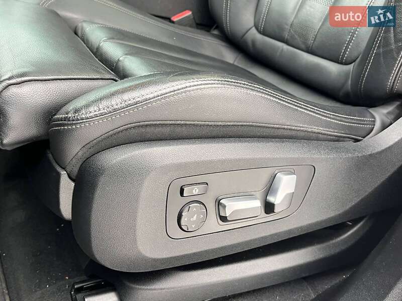 Внедорожник / Кроссовер BMW X7 2020 в Луцке