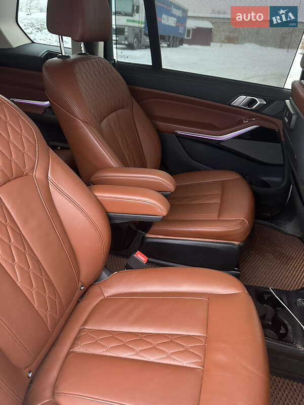Внедорожник / Кроссовер BMW X7 2019 в Киеве фото 13 Внедорожник / Кроссовер BMW X7 2019 в Киеве