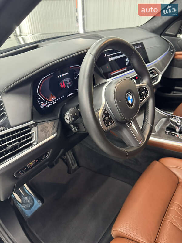 Внедорожник / Кроссовер BMW X7 2022 в Запорожье