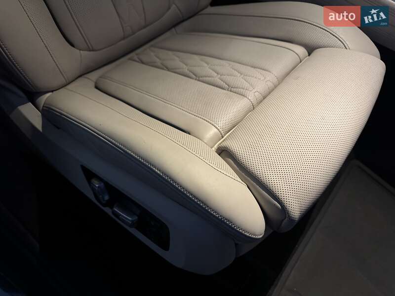 Внедорожник / Кроссовер BMW X7 2019 в Тернополе