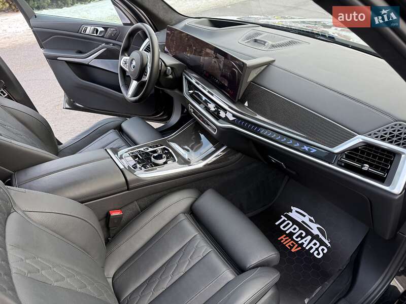 Внедорожник / Кроссовер BMW X7 2023 в Киеве