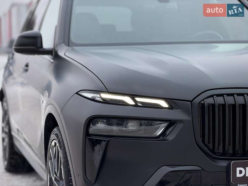 Внедорожник / Кроссовер BMW X7 2023 в Киеве