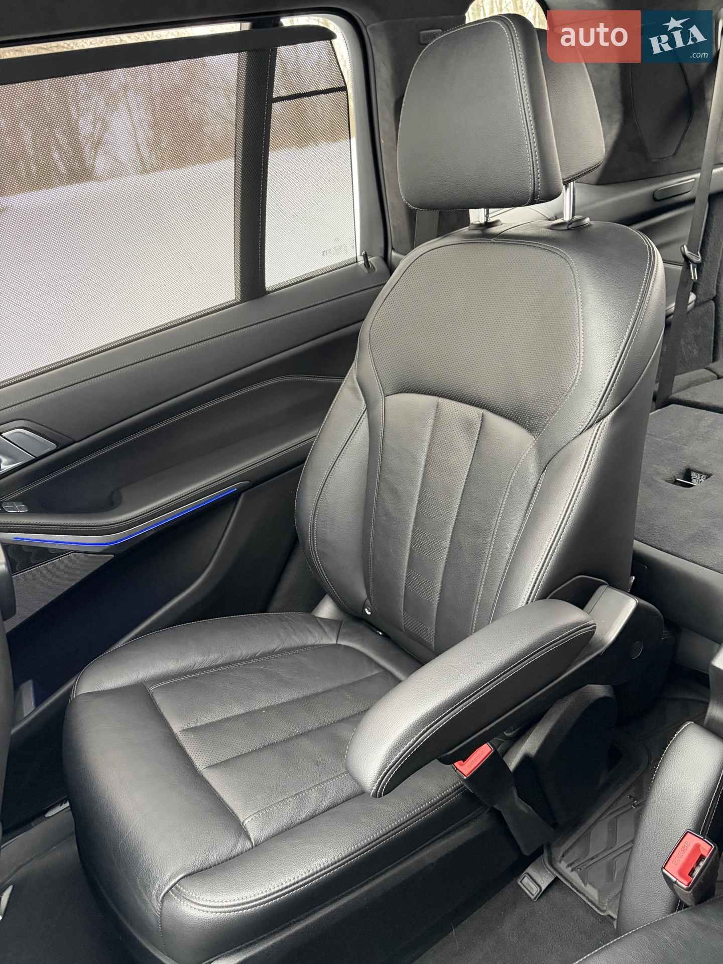 2020 BMW X7 - мініатюра 26