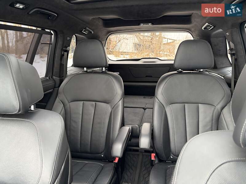 Внедорожник / Кроссовер BMW X7 2020 в Киеве