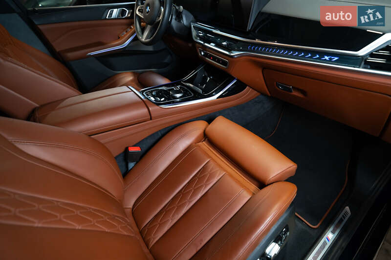 Позашляховик / Кросовер BMW X7 2025 в Луцьку