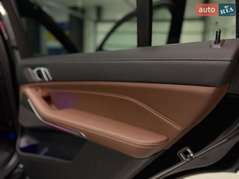 Внедорожник / Кроссовер BMW X7 2025 в Тернополе