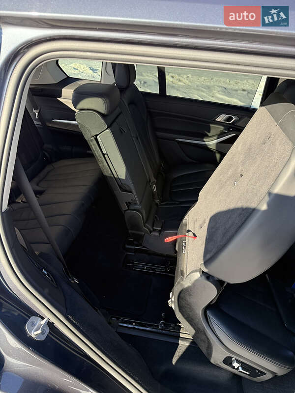 Позашляховик / Кросовер BMW X7 2020 в Києві