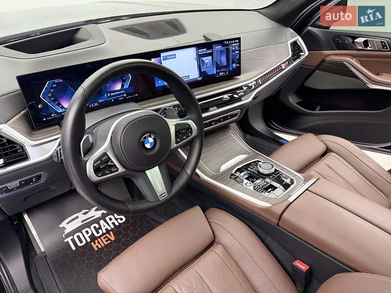 Внедорожник / Кроссовер BMW X7 2023 в Киеве