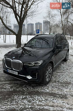 Внедорожник / Кроссовер BMW X7 2021 в Киеве