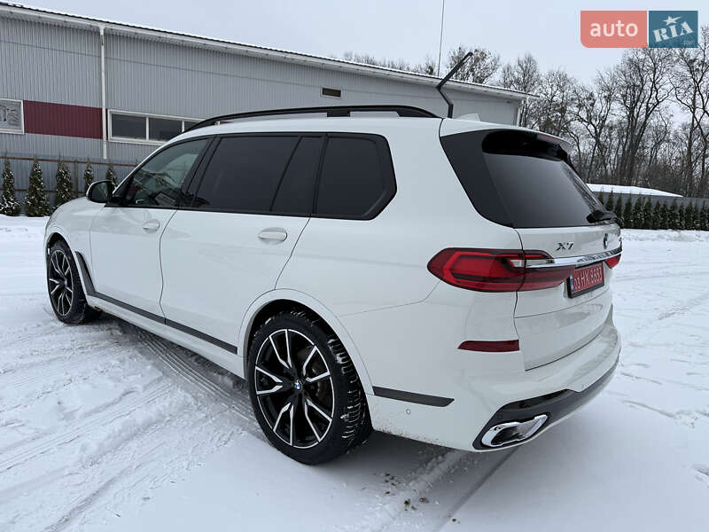 Внедорожник / Кроссовер BMW X7 2019 в Луцке