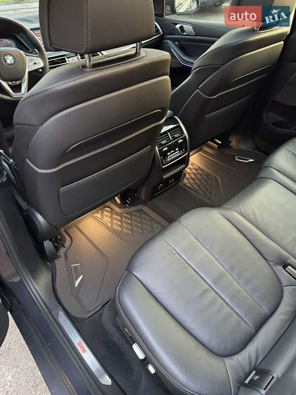 Позашляховик / Кросовер BMW X7 2019 в Дніпрі фото 57 Позашляховик / Кросовер BMW X7 2019 в Дніпрі
