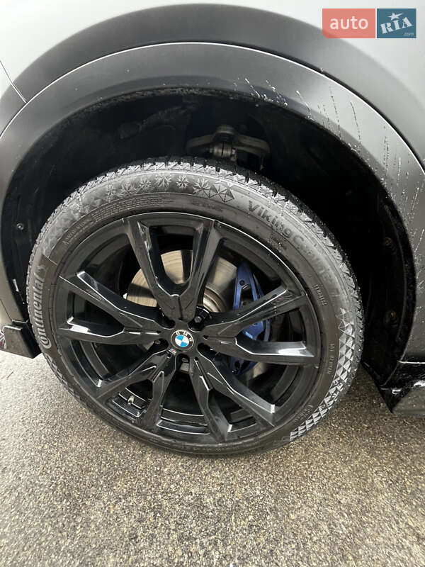 Позашляховик / Кросовер BMW X7 2022 в Дніпрі