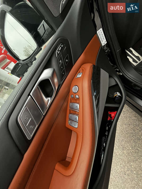 Позашляховик / Кросовер BMW X7 2022 в Дніпрі