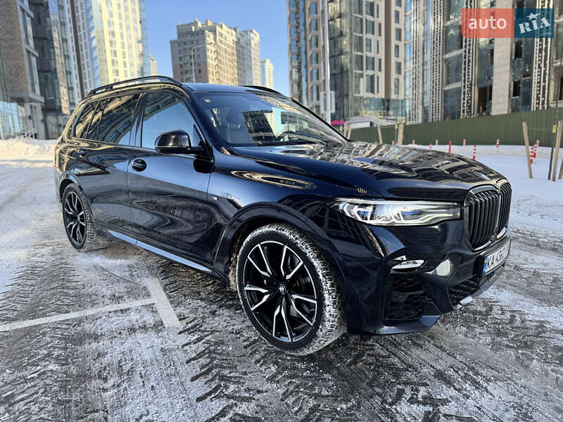 Внедорожник / Кроссовер BMW X7 2022 в Киеве