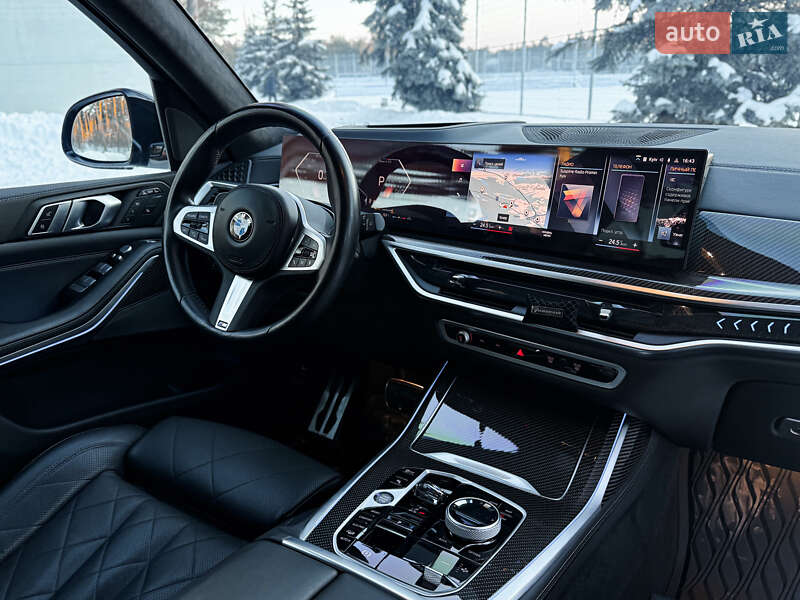 Внедорожник / Кроссовер BMW X7 2022 в Киеве