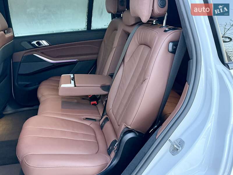 Позашляховик / Кросовер BMW X7 2022 в Києві фото 75 Позашляховик / Кросовер BMW X7 2022 в Києві