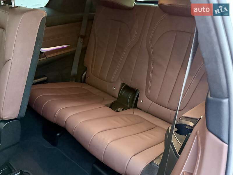 Позашляховик / Кросовер BMW X7 2022 в Києві фото 78 Позашляховик / Кросовер BMW X7 2022 в Києві
