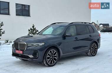 Внедорожник / Кроссовер BMW X7 2019 в Луцке