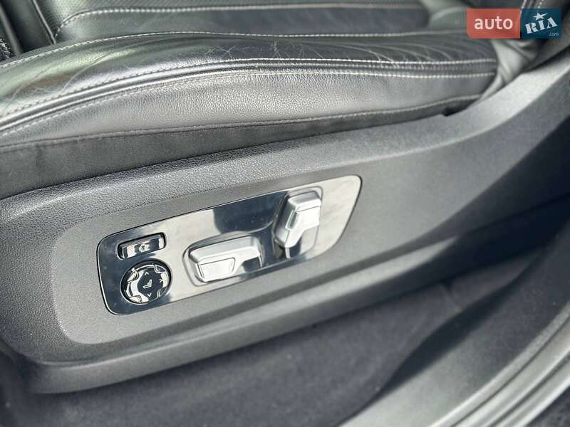 Внедорожник / Кроссовер BMW X7 2019 в Луцке