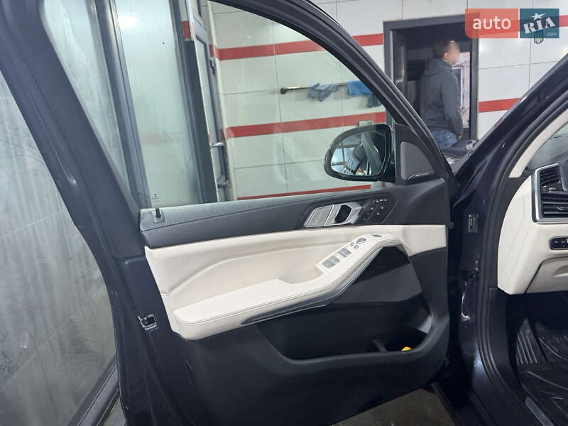 Внедорожник / Кроссовер BMW X7 2019 в Львове